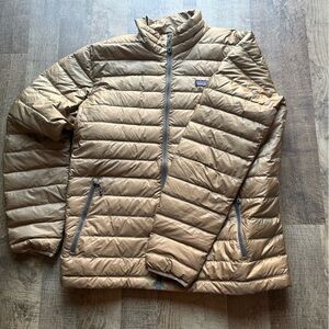 Patagonia Down Sweater Quilted Jacket in Ash Grey